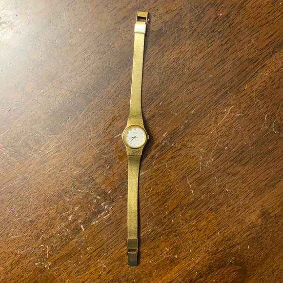 Seiko Accessories - Ladies vintage seiko watch